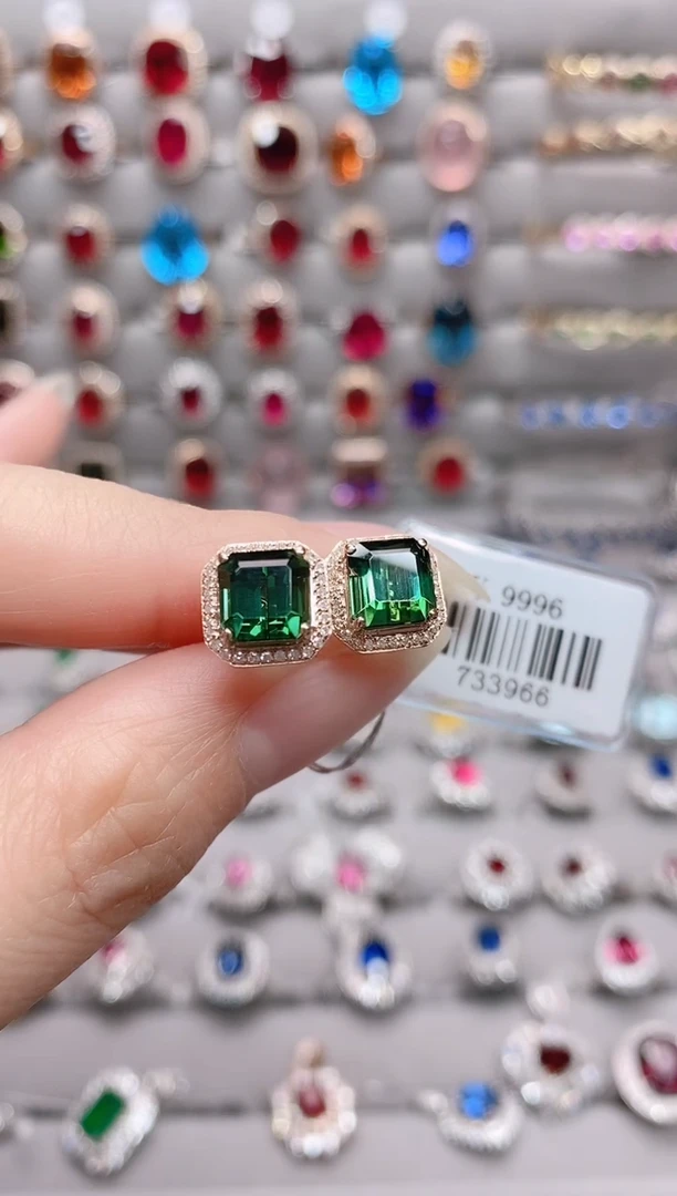 【闪购商品】碧玺18K金耳饰18K金镶嵌1