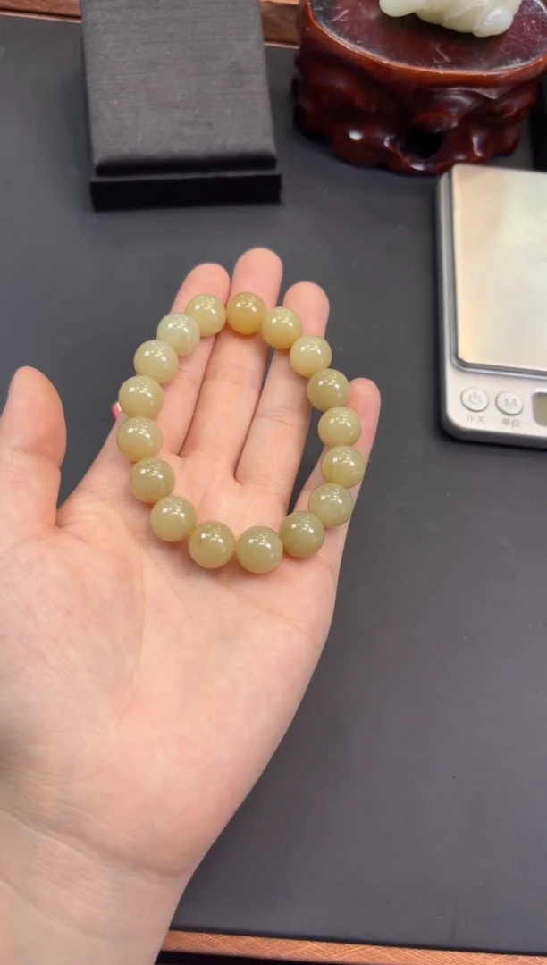 【闪购商品】和田玉手串未镶嵌且末微色差迪克兰卡12