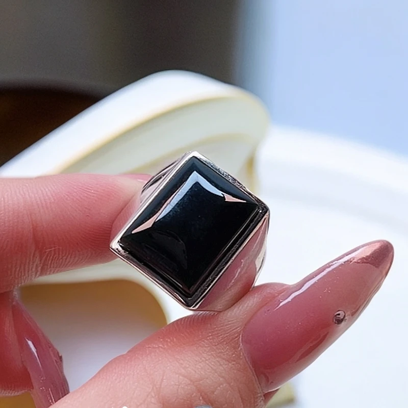 S925银镶嵌天然和田玉墨色简约时尚大方戒