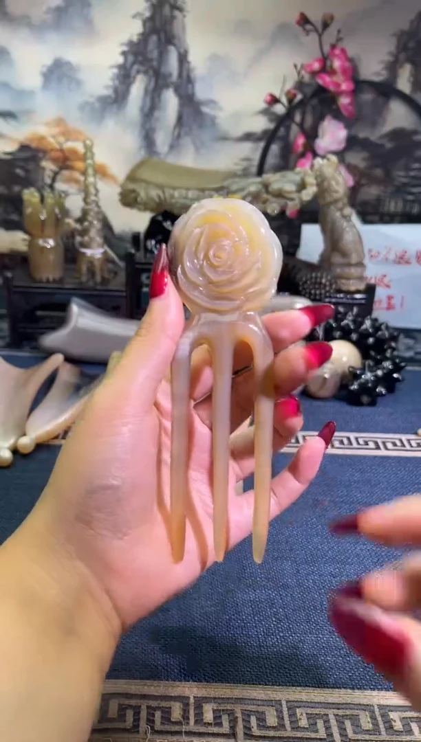云南老白水精雕玫瑰花发簪