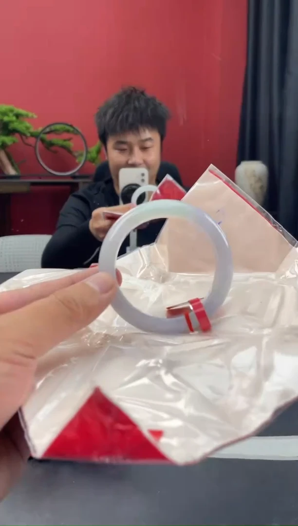 未镶嵌手镯翡翠10