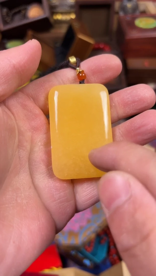 【闪购商品】和田玉（黄玉）挂件未镶嵌-----------------