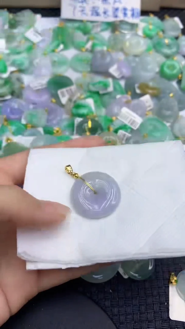 颈饰未镶嵌翡翠天然缅甸翡翠A货