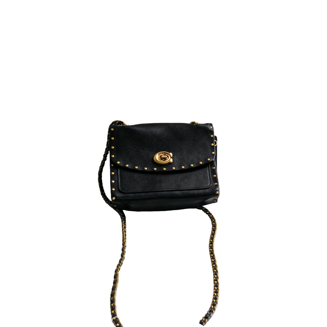 95新 COACH/蔻驰 Coach黑色铆钉邮差包 a022273