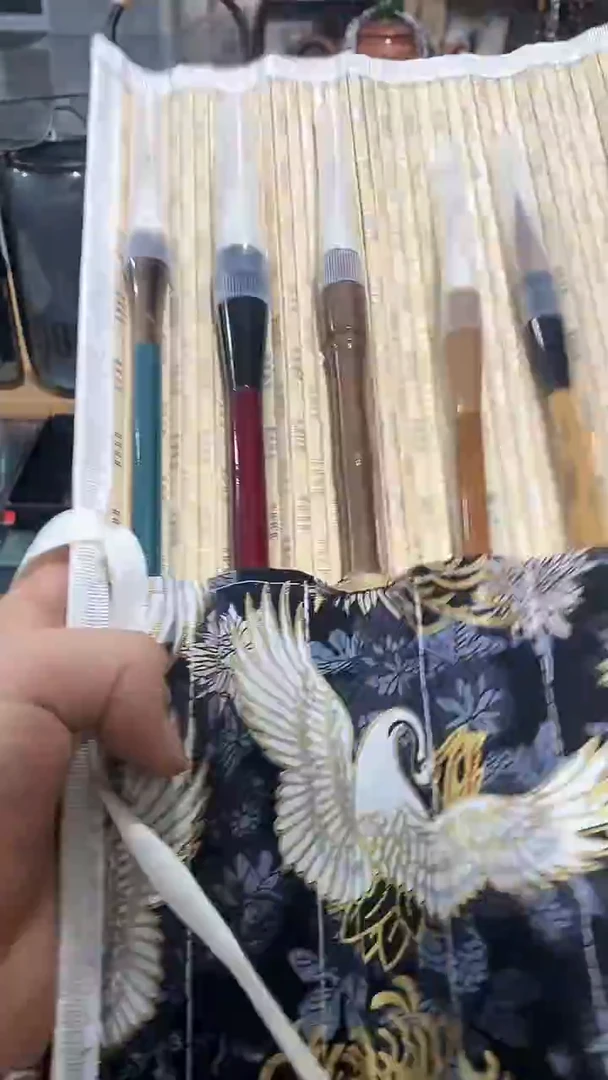 瓷片闪购商品  如图所示