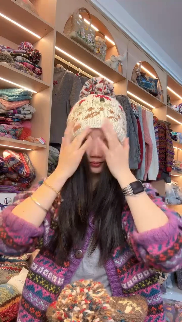 羊毛美利奴白色蘑菇单球帽