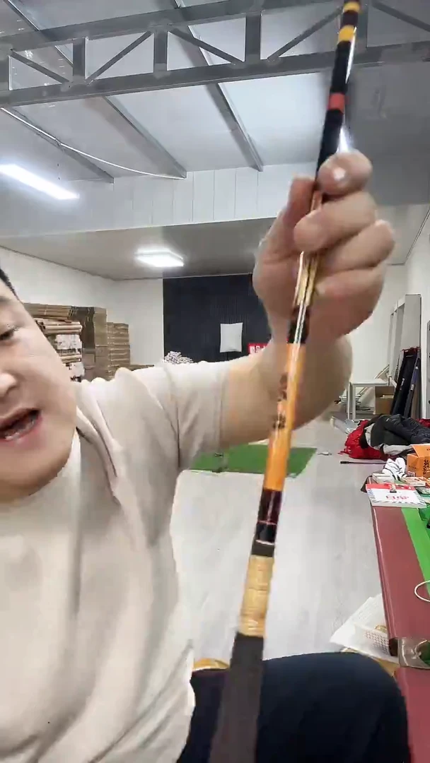 碳素3.9m山岩鲫鱼竿3.9米