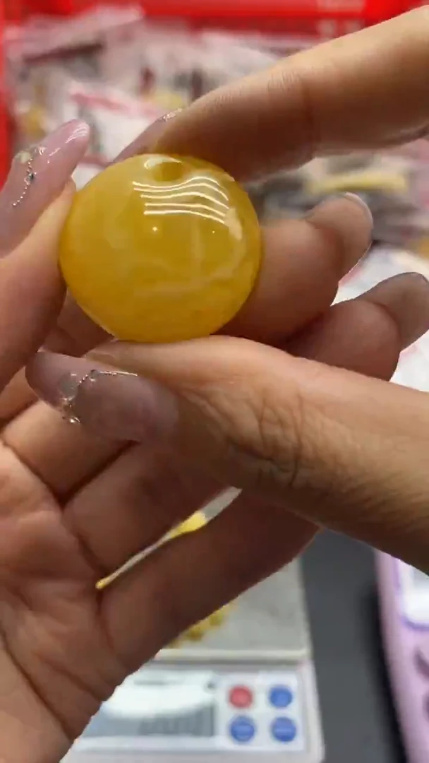 琥珀未镶嵌珠宝奇石1551