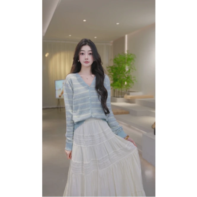 Basic House/百家好新款时尚百搭减龄长袖针织衫 B1325B51132