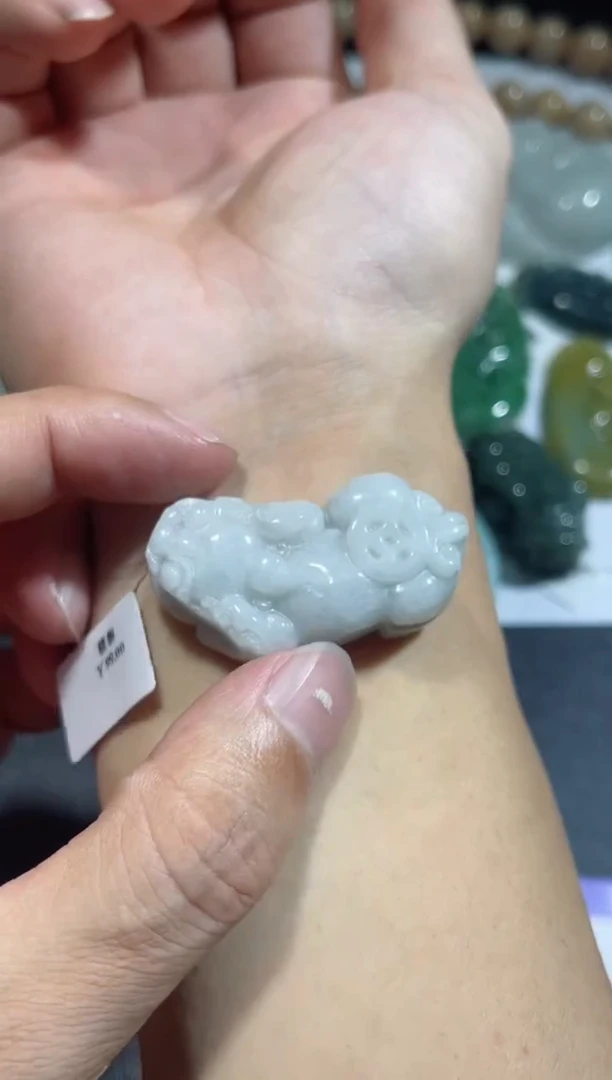 【闪购商品】翡翠颈饰未镶嵌00011047