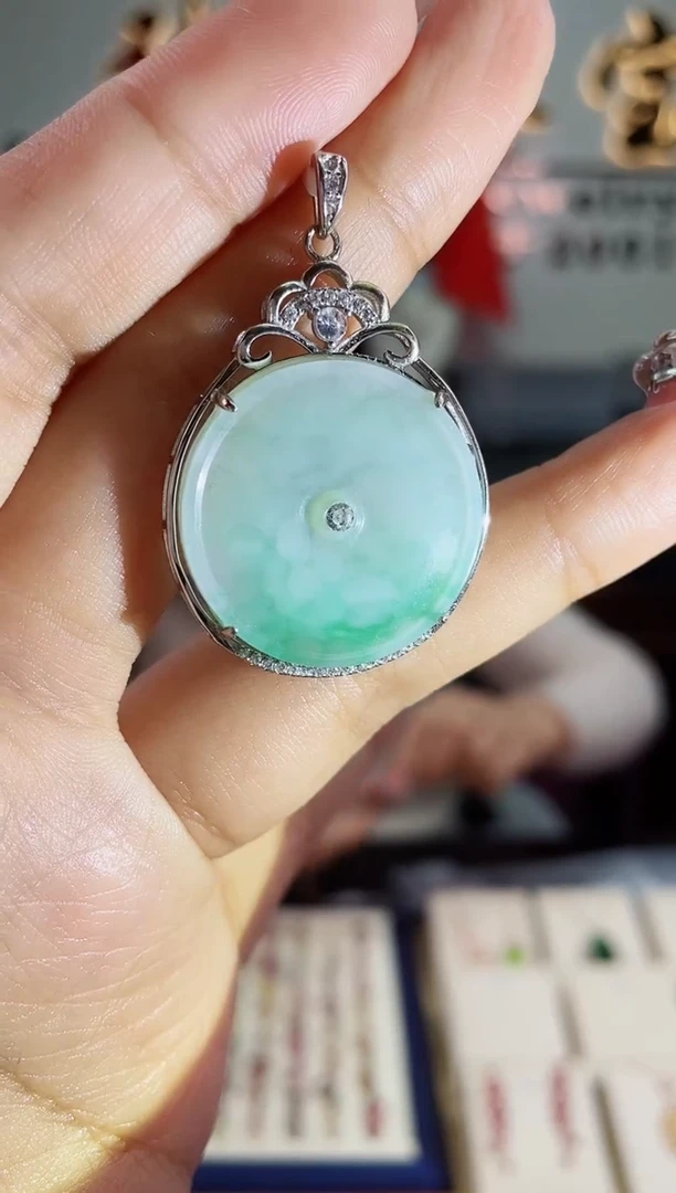 【闪购商品】翡翠颈饰银S925镶嵌吊坠