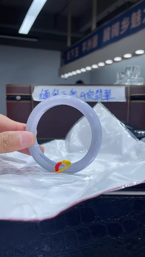 未镶嵌手镯翡翠2