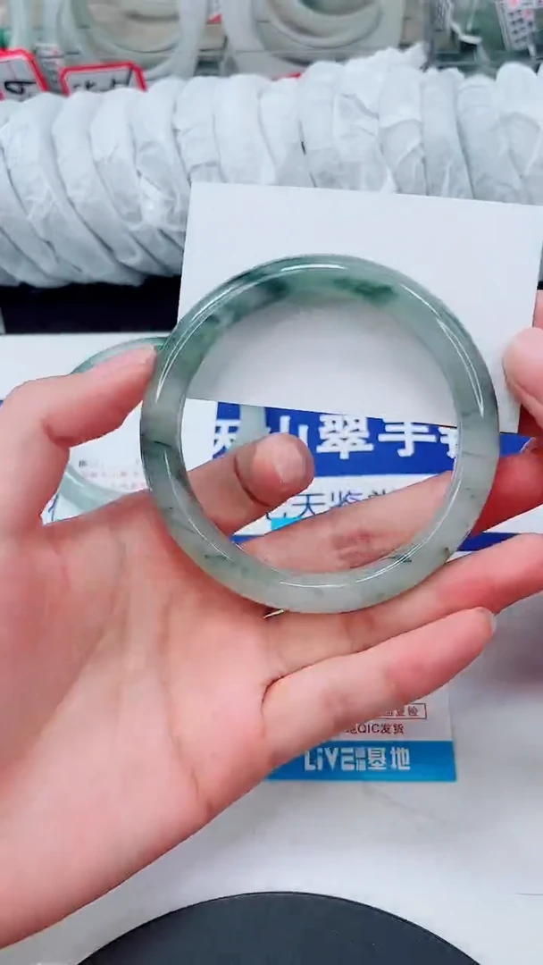 未镶嵌手镯石英质玉33-61/62