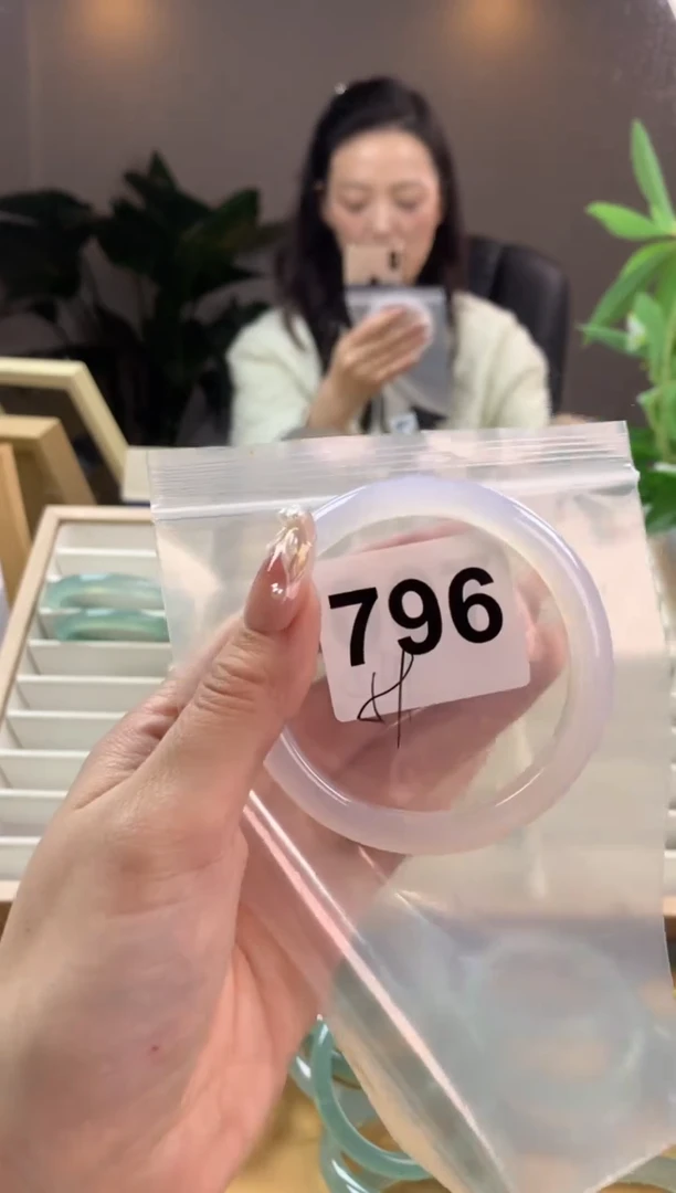 【闪购商品】玛瑙/玉髓手镯未镶嵌796