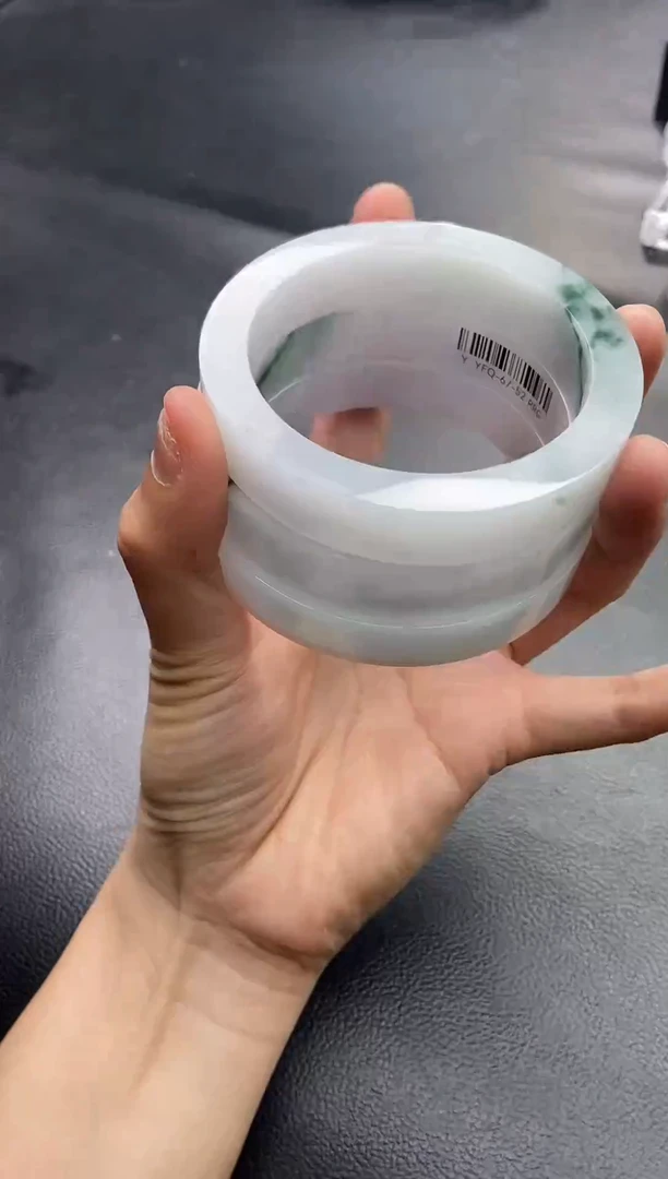 定制翡翠定制翡翠手镯未镶嵌多样性发货