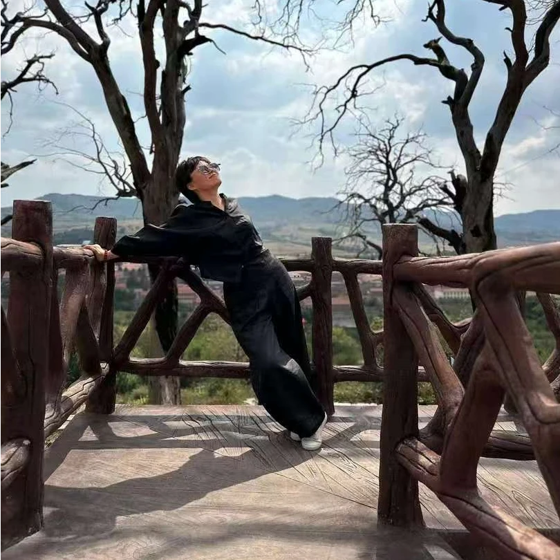 【乐见自营】配 件 小 物 百 搭 女 装 上 衣