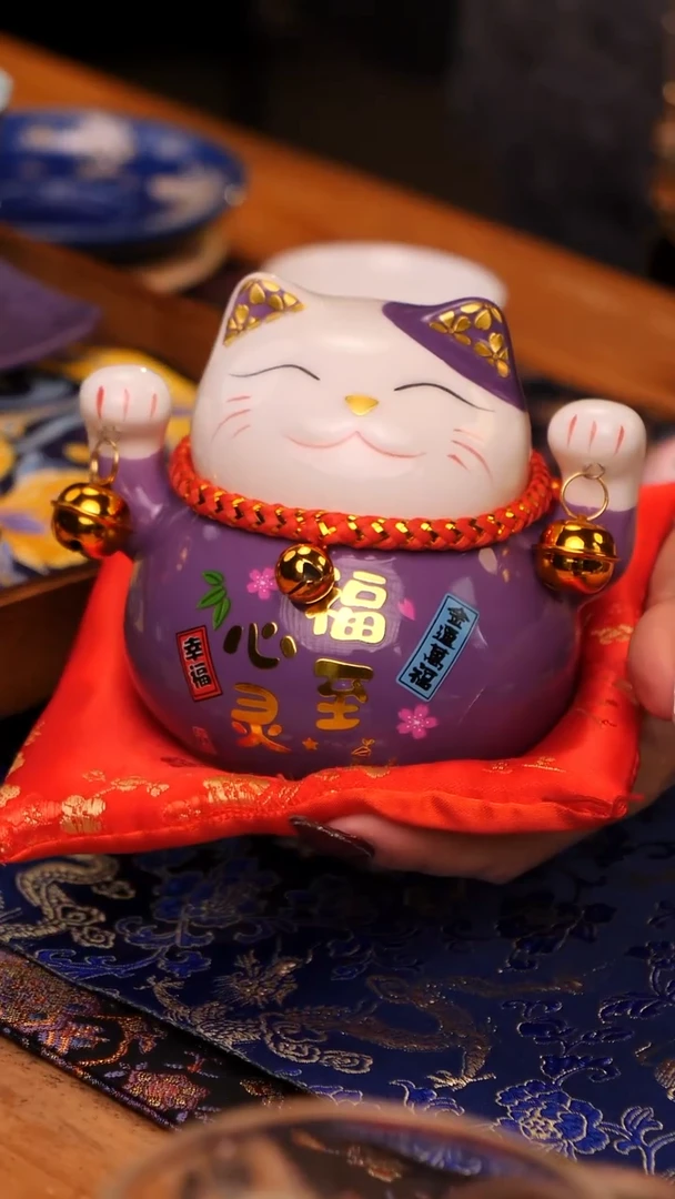 【闪购商品】紫色小号金铃招财猫存钱罐
