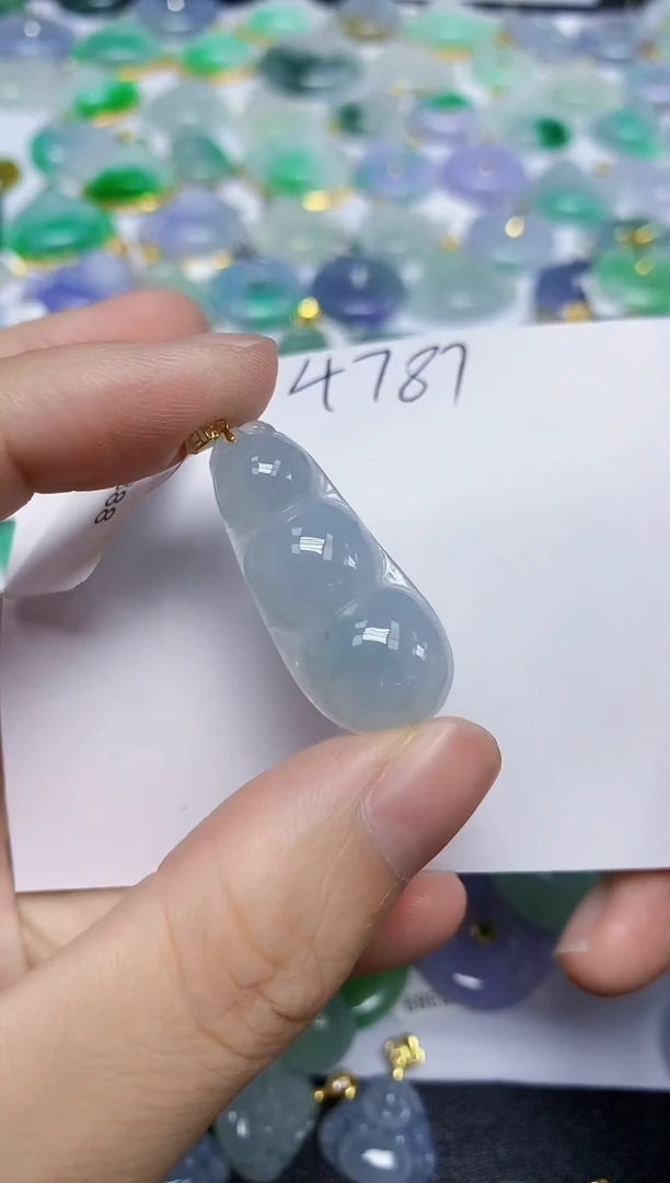 翡翠未镶嵌颈饰天然缅甸翡翠A货