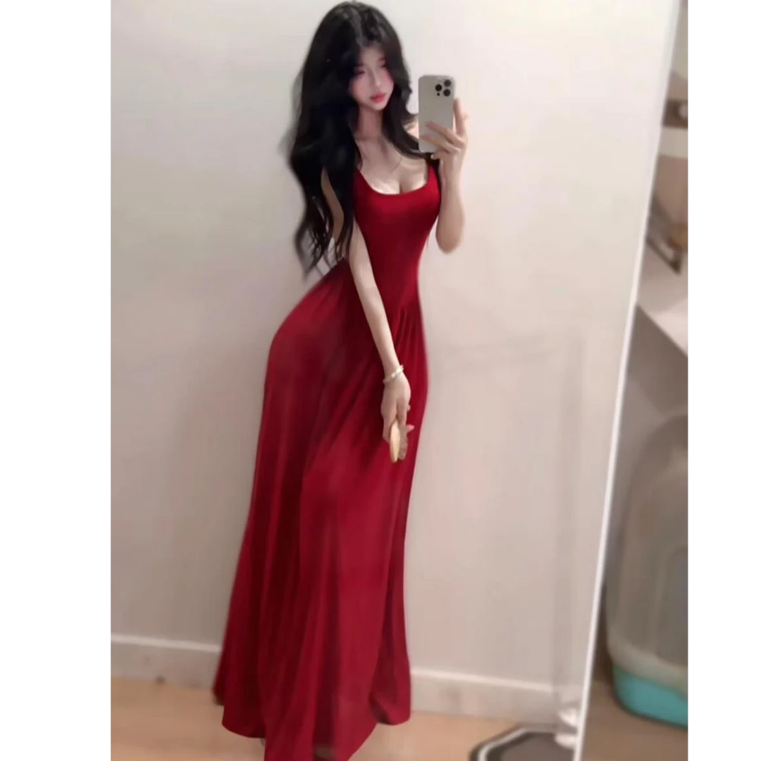 纯欲性感吊带红色连衣裙女无袖修身显瘦气质长裙夏2025新款