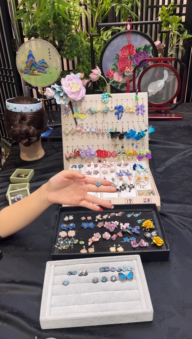 织绣晴**❧非遗苏绣手工饰品