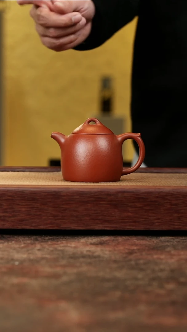 【闪购商品】紫砂茶壶李丹朱泥秦权