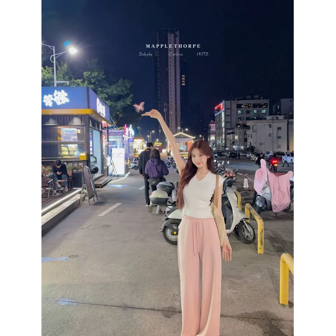 妖精的美美V领针织T恤