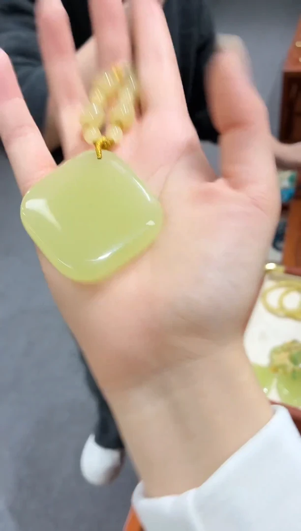 【慧慧甄选】高端轻奢手链多样性发货YL4382S