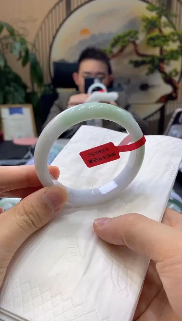 【闪购商品】翡翠手镯未镶嵌000003934