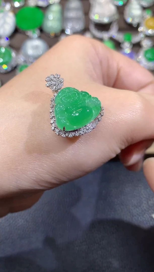 吊坠(不含链)18K金镶嵌翡翠C33