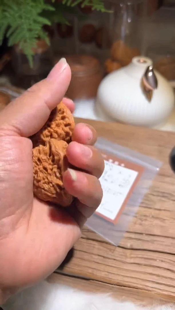 【闪购商品】文玩核桃吊坠南疆/彩虹