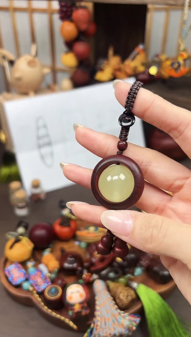 紫檀夜光石钥匙扣