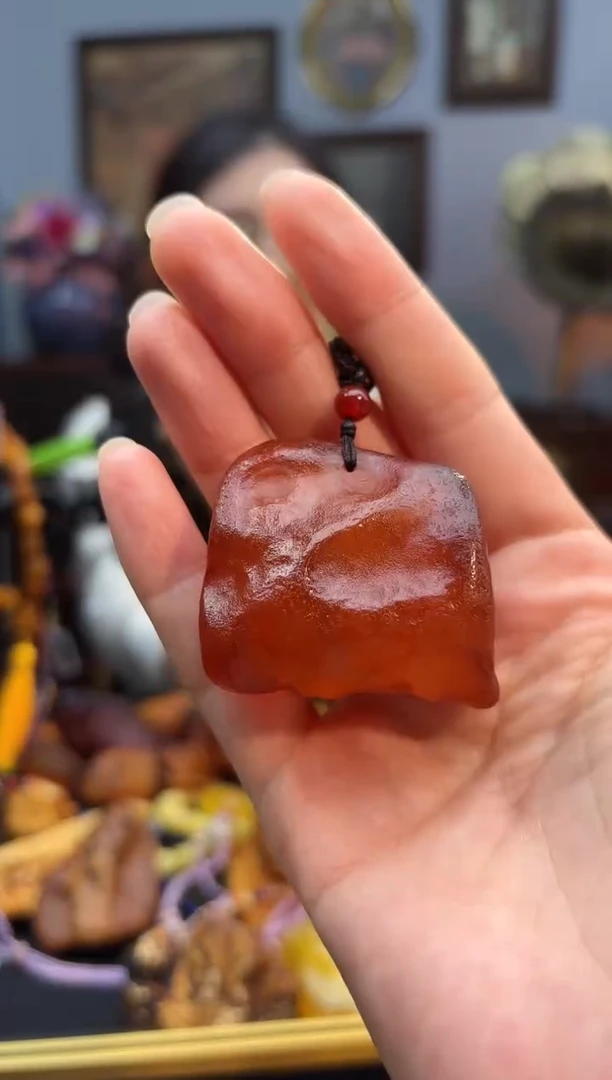 琥珀颈饰未镶嵌吊坠