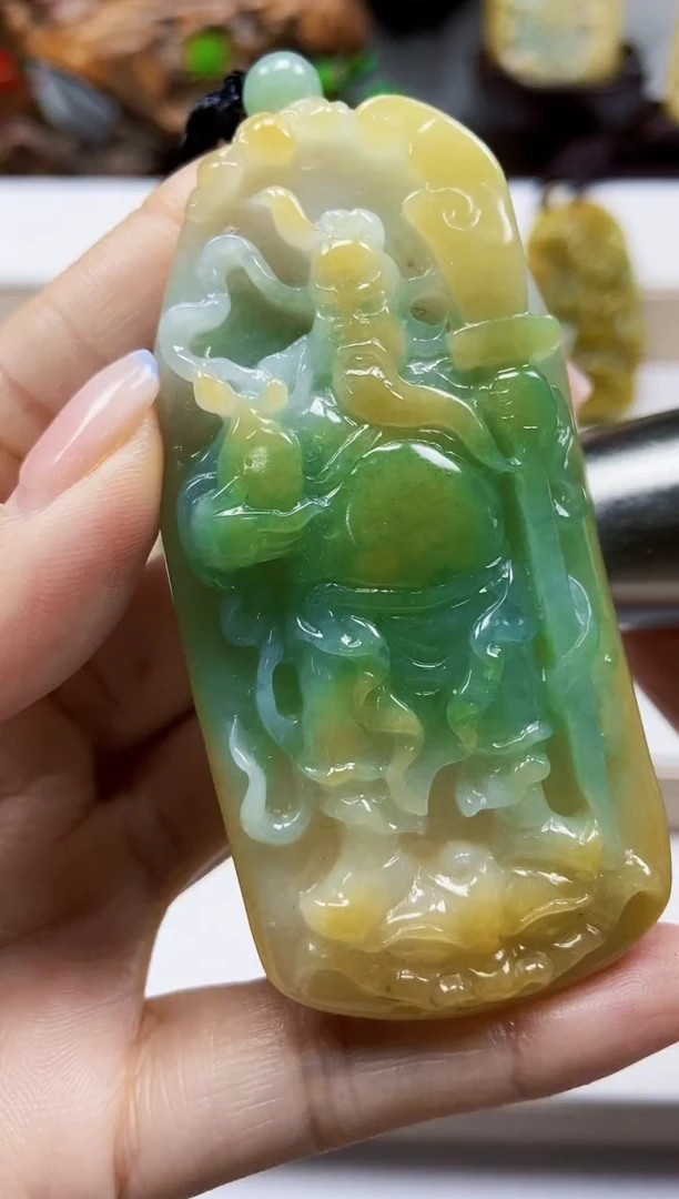 颈饰未镶嵌翡翠翡翠A货