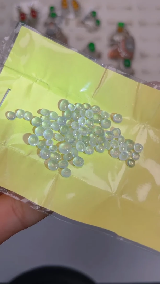 未镶嵌定制翡翠天然翡翠裸石蛋面65