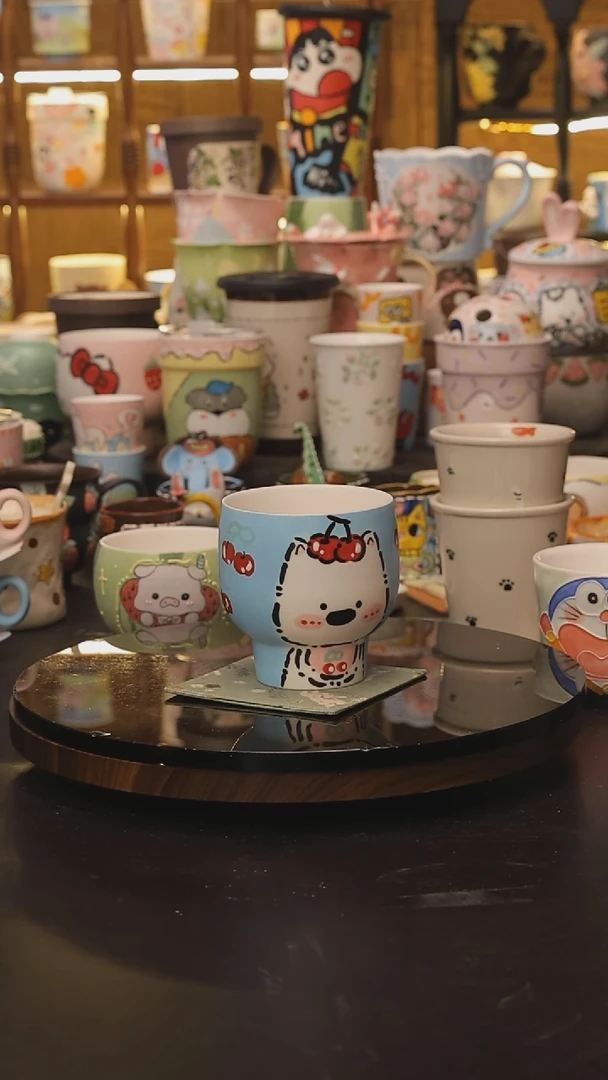 景德镇釉下彩绘设计师款式陶瓷