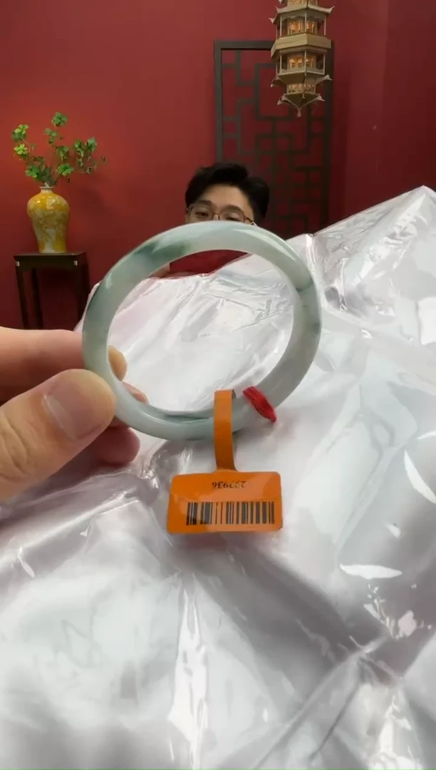 未镶嵌手镯（贵妃镯）翡翠翡翠手镯3