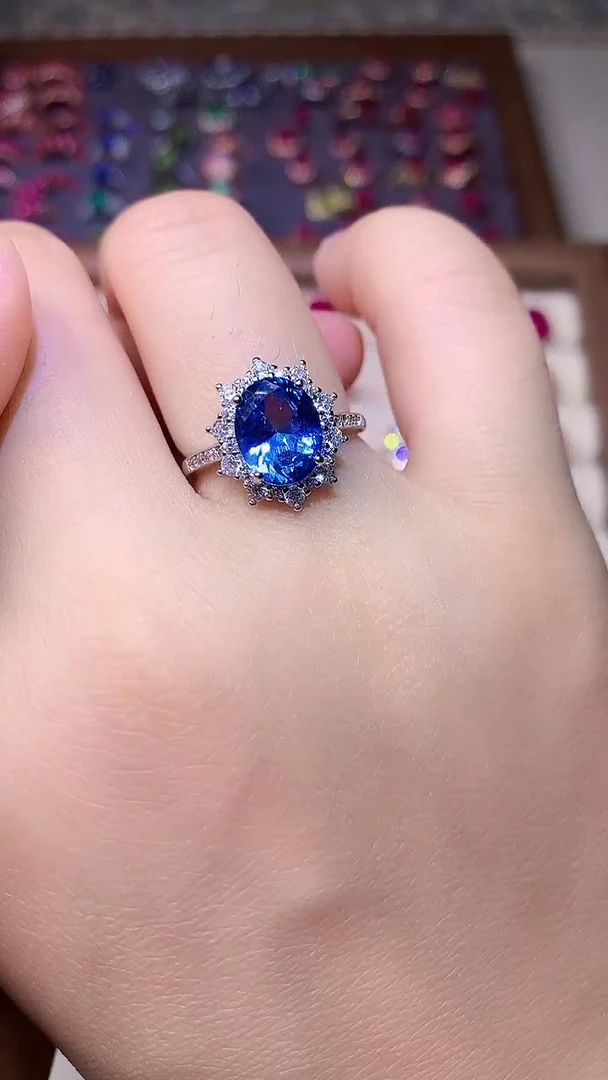 【闪购商品】海蓝宝石戒圈银S925镶嵌....