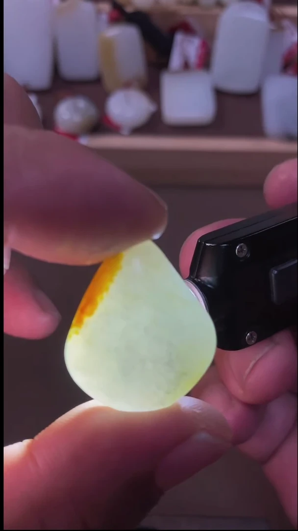 吊坠(不含链)未镶嵌和田玉和田玉吊坠