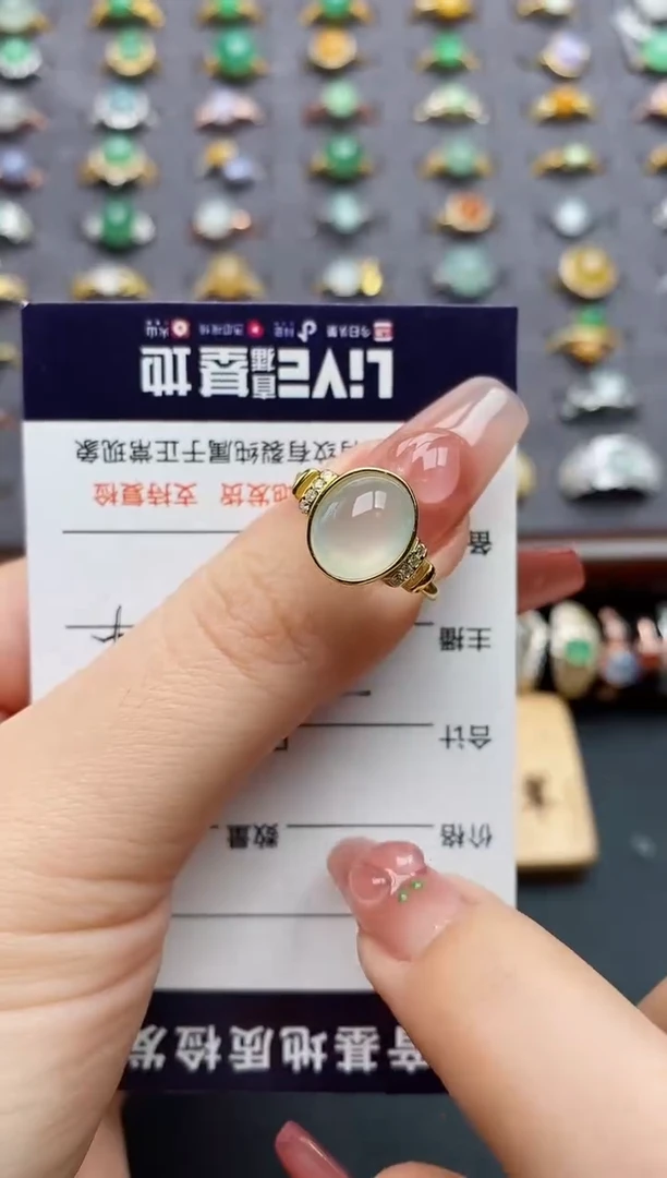 银S925镶嵌戒指翡翠......