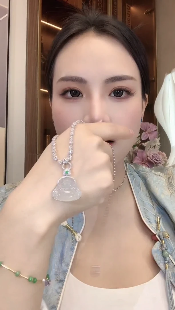 【闪购商品】翡翠吊坠(不含链)18K金镶嵌A19