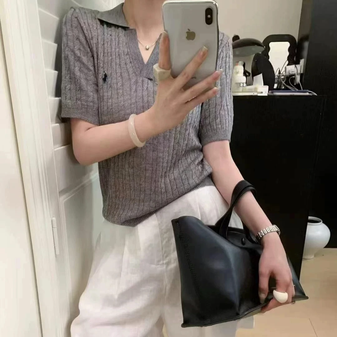 有运费补贴~灰色麻花V领时尚休闲复古莱赛尔天丝上衣