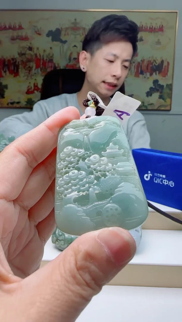 【闪购商品】翡翠颈饰未镶嵌1111111111