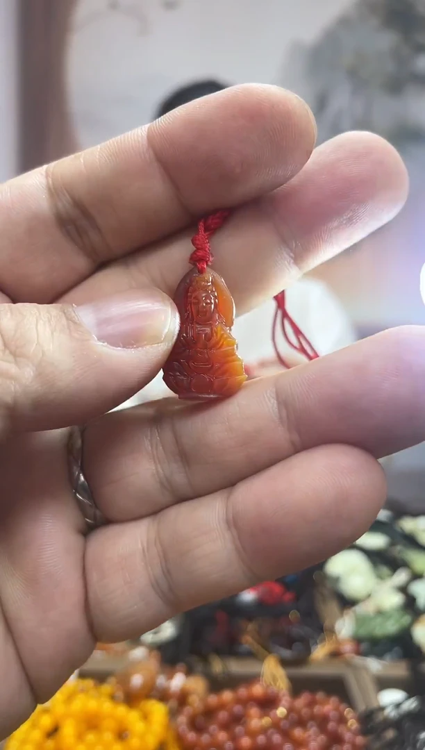 未镶嵌岫玉吊坠`