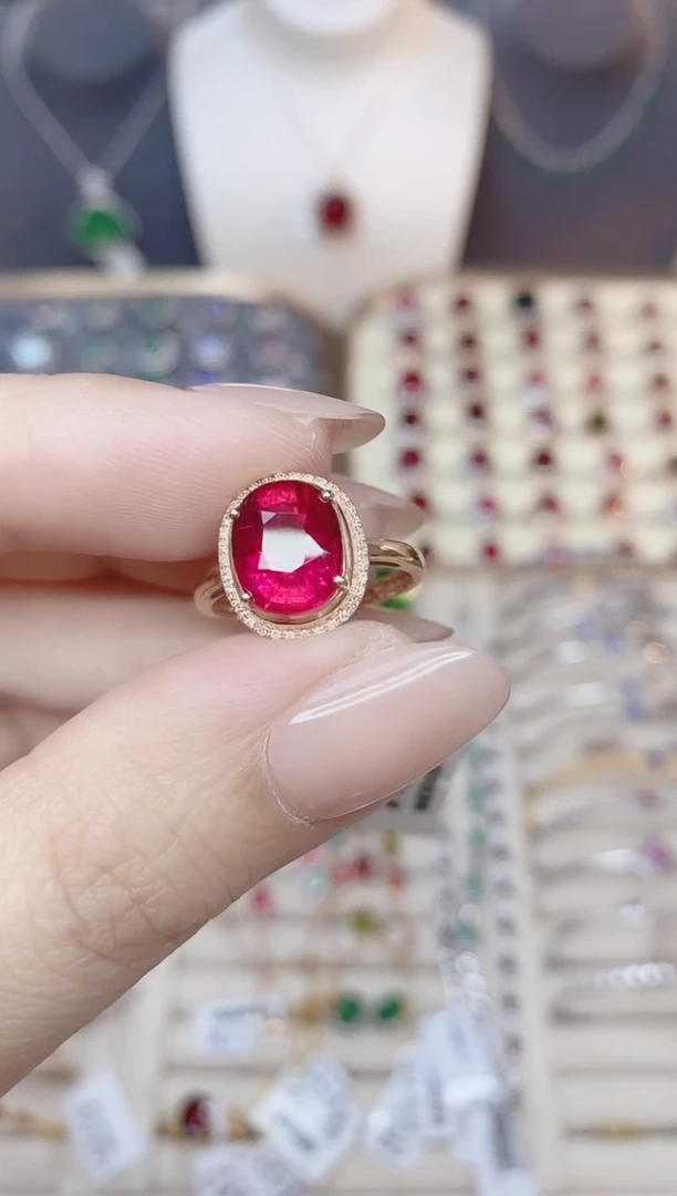 18K金镶嵌碧玺戒指碧玺燕*.