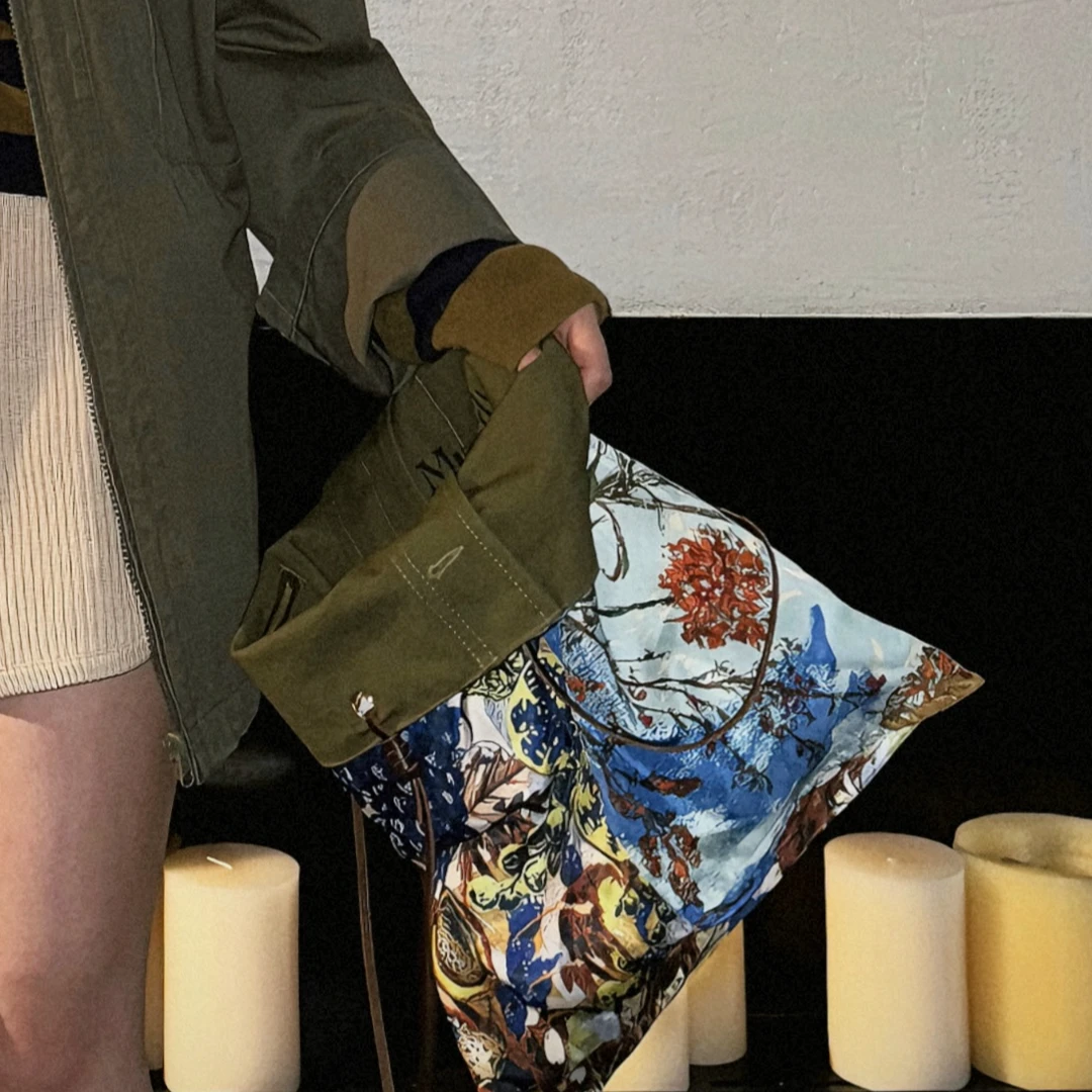 DE Mincollection 日系印花布做旧帆布两面背牛皮绳斜挎包135B8