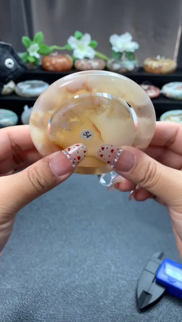 未镶嵌手镯石英质玉（54-55圈口）赠送镯心