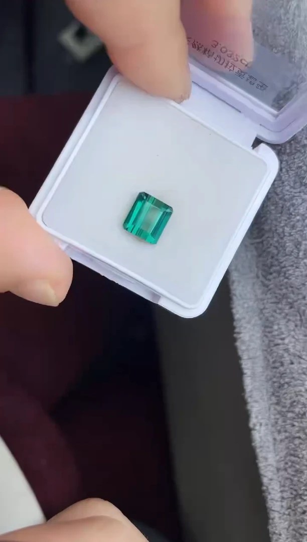 未镶嵌裸石碧玺3.032ct拉贡