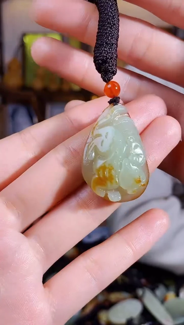 【闪购商品】和田玉颈饰未镶嵌1