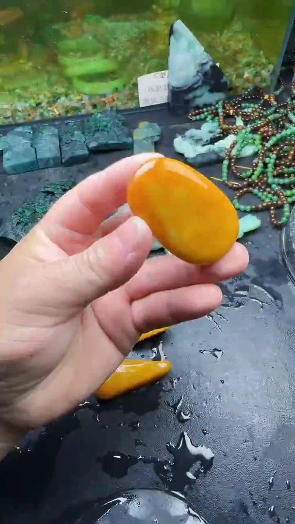 【闪购商品】翡翠颈饰未镶嵌165天然翡翠