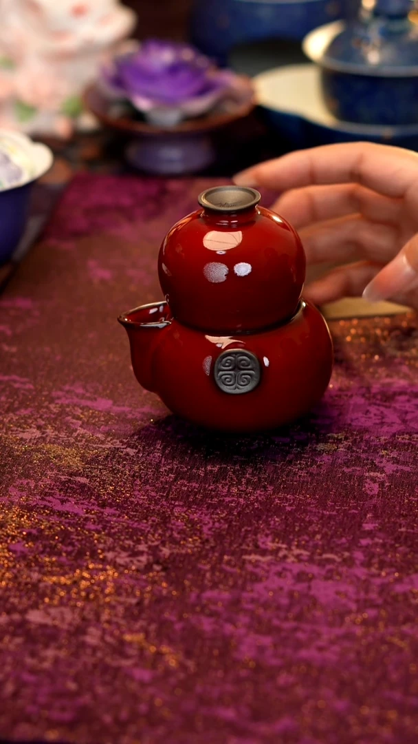 故宫红葫芦一壶两杯·······